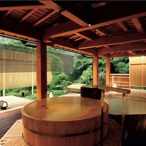3* 传统日式旅馆 南普苏酒店