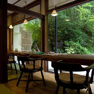 4* 传统日式旅馆 Gora Hanaougi Sounkaku